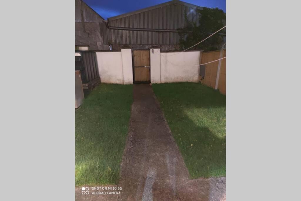 Вилла Townhouse 3 Barrow Lane Bagenalstown Экстерьер фото