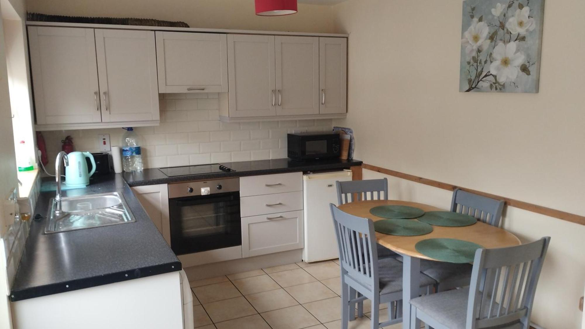 Вилла Townhouse 3 Barrow Lane Bagenalstown Экстерьер фото